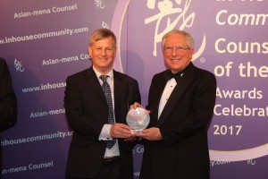 Most Responsive Firm of the Year: Richard Weisman of Baker McKenzie receives the award from Richard Morgen of Blackberry