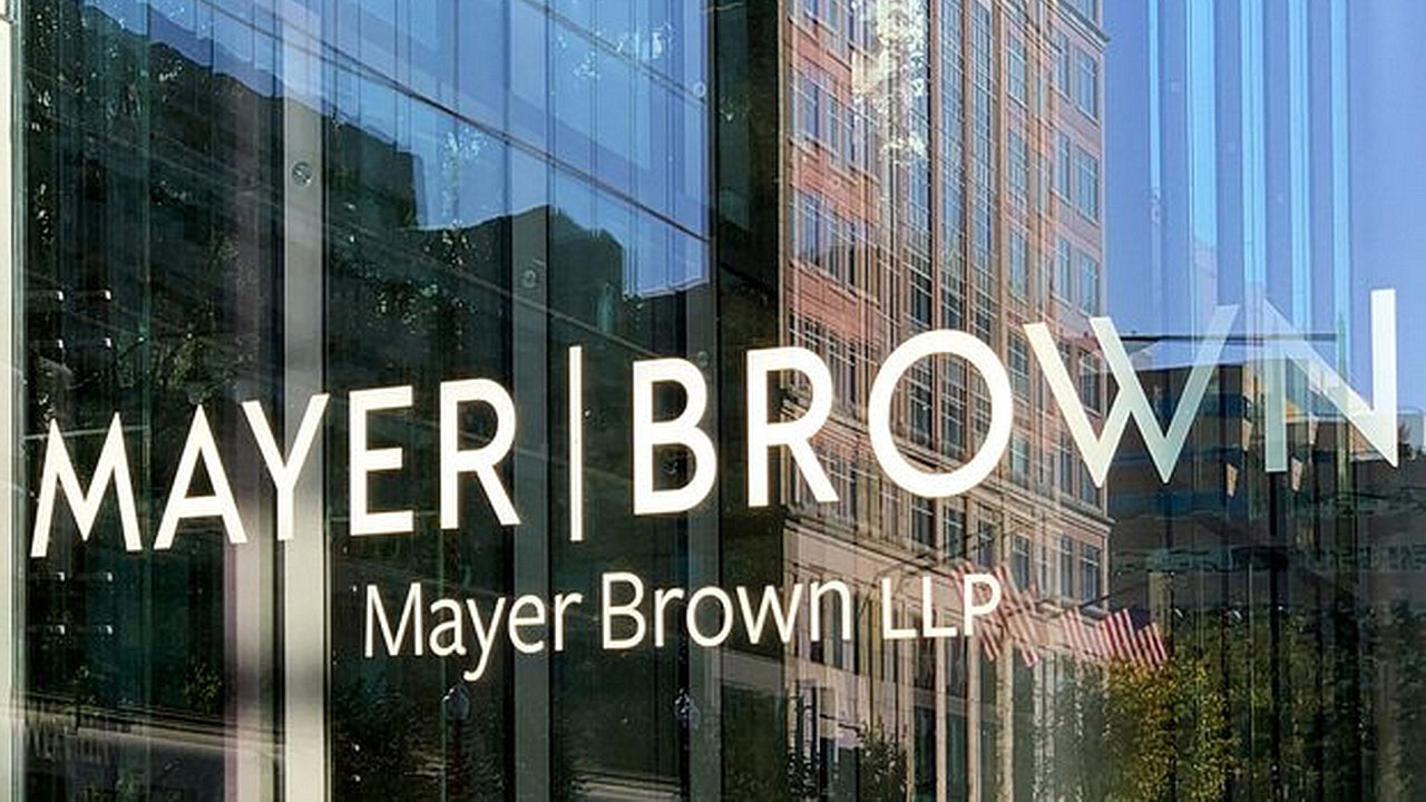 Chicago-based law firm Mayer Brown has added four new capital markets partners to its Corporate & Securities practice in Hong Kong, along with four lawyers.